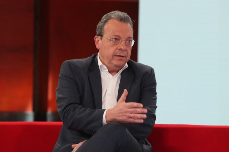 Φάμελλος: Το πρόβλημα είναι η χρηματοδότηση της «Ομάδας Αλήθειας»