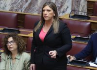 Κωνσταντοπούλου σε Κυρανάκη: «Μην κάνετε αυτά που μάθατε στην Ομάδα Αλήθειας» Κωνσταντοπούλου σε Κυρανάκη: «Μην κάνετε αυτά που μάθατε στην Ομάδα Αλήθειας»