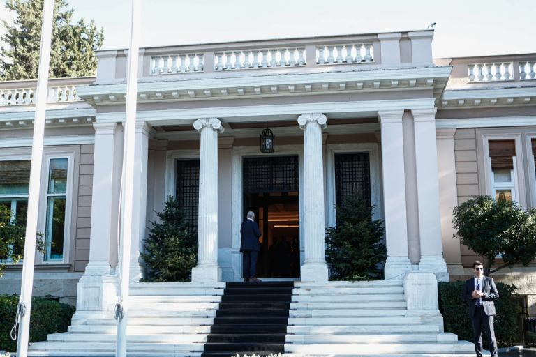 Το “καλάθι” της ΔΕΘ – Ποιες ελαφρύνσεις εξετάζει το Μαξίμου