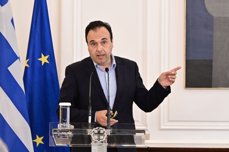 Παπαστεργίου: Πώς θα προκύπτει ο προσωπικός αριθμός στις νέες ταυτότητες