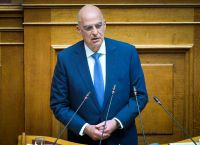 Η Βουλή ενέκρινε κατά πλειοψηφία το νομοσχέδιο για τα στρατιωτικά νοσοκομεία Η Βουλή ενέκρινε κατά πλειοψηφία το νομοσχέδιο για τα στρατιωτικά νοσοκομεία