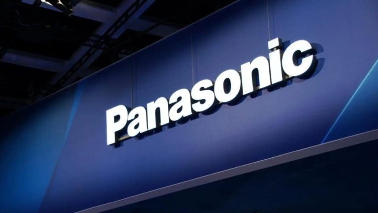Panasonic: 10.000 απολύσεις στο πλαίσιο μεγάλης αναδιάρθρωσης – Επηρεάζονται και οι προμηθευτές της Tesla
