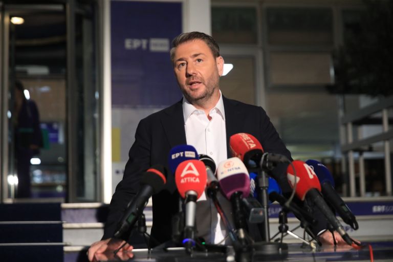 ΠΑΣΟΚ και Ανδρουλάκης σε νέα περιδίνηση
