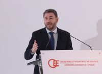 ΠΑΣΟΚ: “Ζάλη” από τις χαμηλές πτήσεις ΠΑΣΟΚ: “Ζάλη” από τις χαμηλές πτήσεις