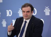 Πιερρακάκης: Η Ελλάδα σχεδιάζει να αποπληρώσει τα δάνεια από το πρώτο πρόγραμμα διάσωσης 10 χρόνια νωρίτερα Πιερρακάκης: Η Ελλάδα σχεδιάζει να αποπληρώσει τα δάνεια από το πρώτο πρόγραμμα διάσωσης 10 χρόνια νωρίτερα
