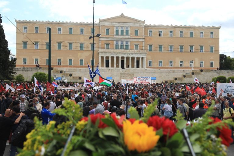 Workers across Greece hold rallies on May Day