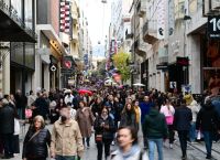 Eurostat: Αυξημένο κατά 24% το καθαρό ετήσιο εισόδημα των Ελλήνων την τελευταία πενταετία Eurostat: Αυξημένο κατά 24% το καθαρό ετήσιο εισόδημα των Ελλήνων την τελευταία πενταετία