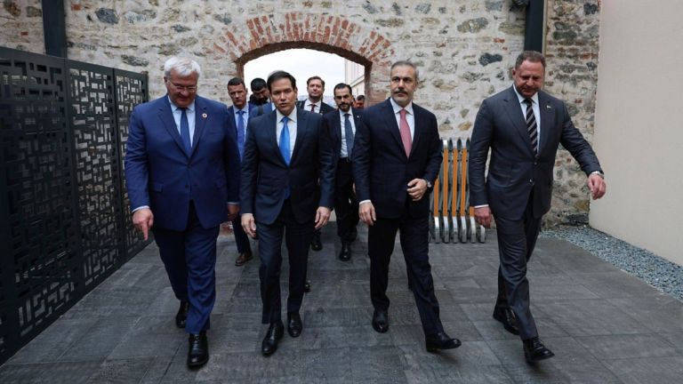 Ουκρανικό: Περιμένοντας κίνηση του Τραμπ