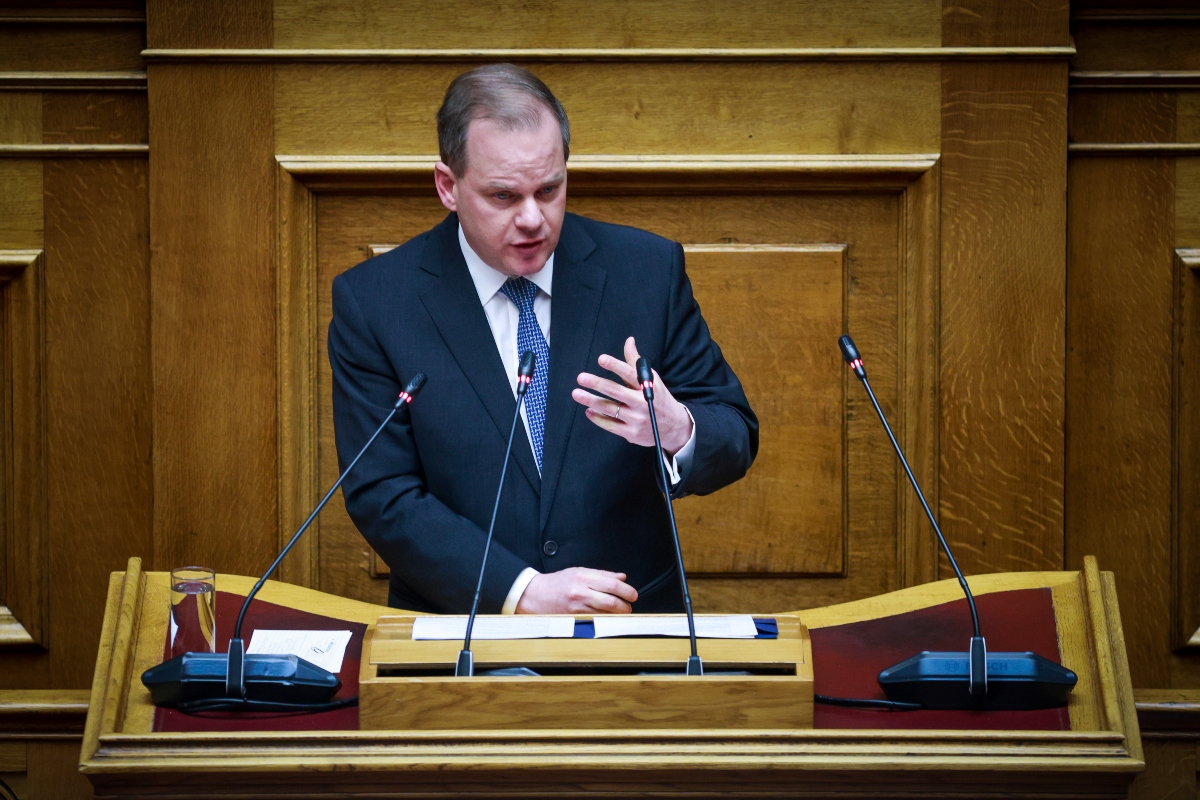 ΝΔ: Προανακριτική μόνο για Καραμανλή και μόνο για πλημμέλημα