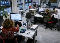 Αυξήσεις και αναδρομικά για 40.000 δημοσίους υπαλλήλους από Ιούνιο Αυξήσεις και αναδρομικά για 40.000 δημοσίους υπαλλήλους από Ιούνιο