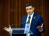 Ρουμανία: Ποιος είναι ο ακροδεξιός Σιμιόν που ετοιμάζεται για νέος πρόεδρος Ρουμανία: Ποιος είναι ο ακροδεξιός Σιμιόν που ετοιμάζεται για νέος πρόεδρος