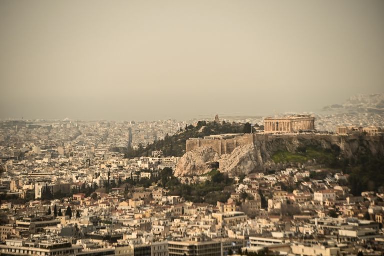 Καλοκαιρινό το σκηνικό του καιρού με 30άρια και αφρικανική σκόνη