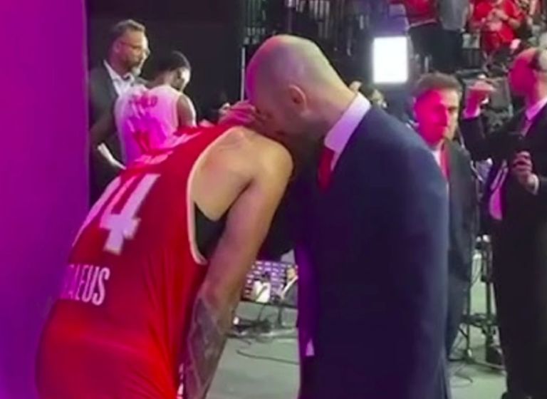 Σπανούλης σε Φουρνιέ: Σε 20 χρόνια πήρα 3 Euroleague, τα άλλα 17 υπέφερα, ψηλά το κεφάλι