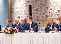 Αδιέξοδο στην Κωνσταντινούπολη – Διεθνής πίεση στον Πούτιν Αδιέξοδο στην Κωνσταντινούπολη – Διεθνής πίεση στον Πούτιν
