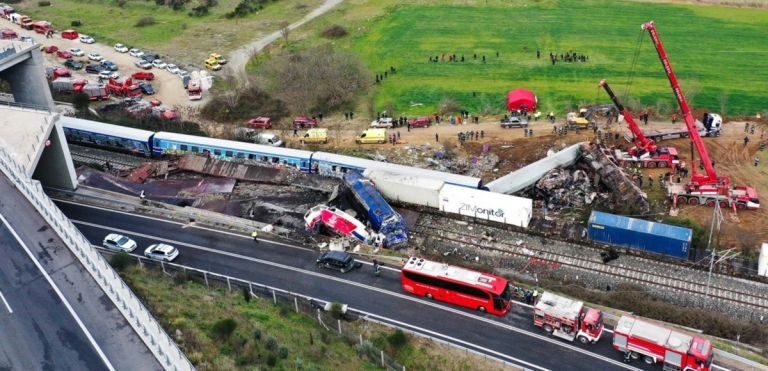 Τέμπη: Το πόρισμα του ΕΜΠ και οι θεωρίες για το δυστύχημα
