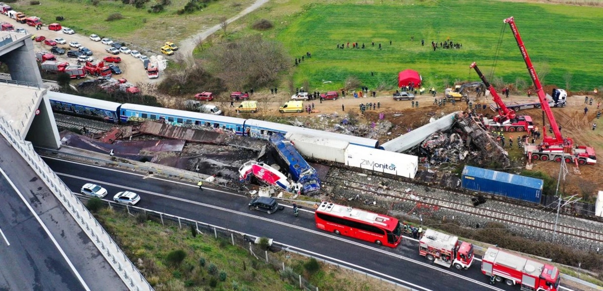 Τέμπη: Το πόρισμα του ΕΜΠ και οι θεωρίες για το δυστύχημα