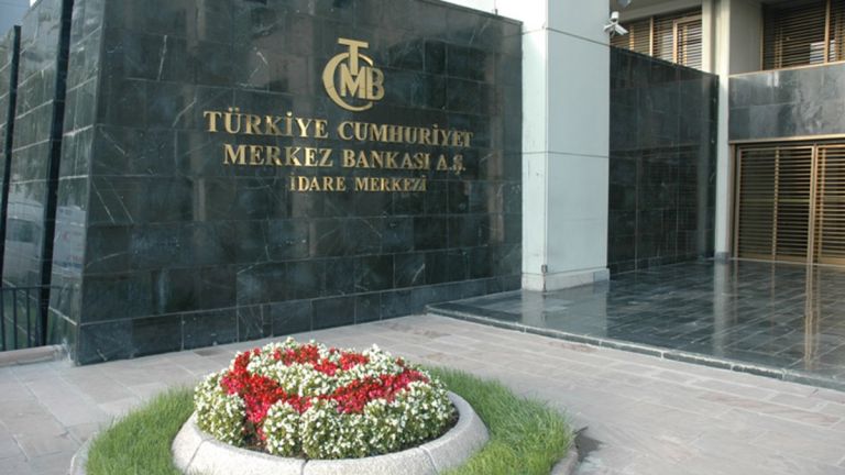 Η Τουρκική Κεντρική Τράπεζα υπό πίεση καθώς η πολιτική αναταραχή κλονίζει την εμπιστοσύνη των πολιτών