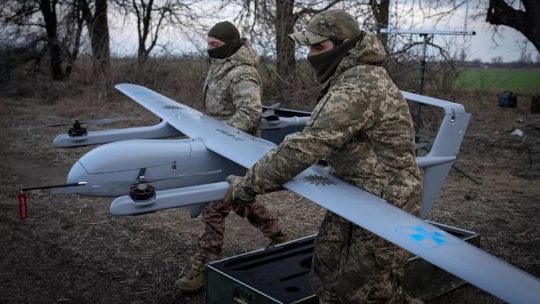Πώς η εκτεταμένη χρήση παντός είδους drones και ρομποτικής επαναπροσδιορίζει τον σύγχρονο πόλεμο