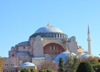 Αγία Σοφία: Η μεγαλύτερη αποκατάσταση στην ιστορία του 1.500 ετών μνημείου της UNESCO Αγία Σοφία: Η μεγαλύτερη αποκατάσταση στην ιστορία του 1.500 ετών μνημείου της UNESCO