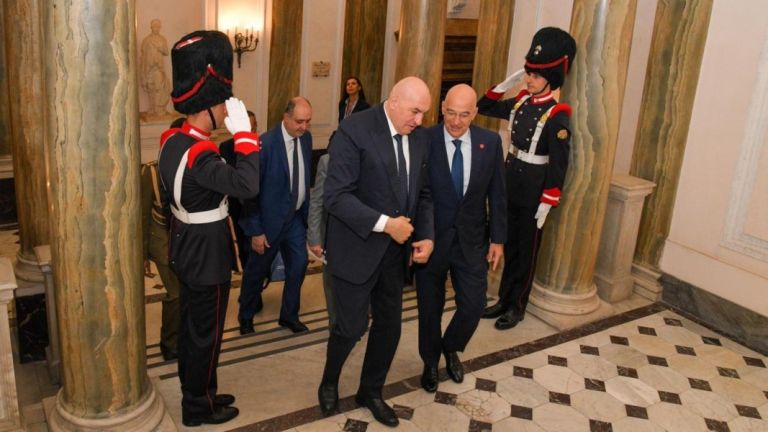 Δένδιας από Ρώμη: Ενίσχυση της διμερούς αμυντικής συνεργασίας μεταξύ Ελλάδας και Ιταλίας