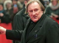 O Gérard Depardieu κρίθηκε ένοχος για σεξουαλική παρενόχληση-Το χρονικό των επιθέσεων O Gérard Depardieu κρίθηκε ένοχος για σεξουαλική παρενόχληση-Το χρονικό των επιθέσεων