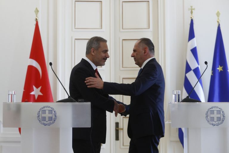 Ανεπίσημο δείπνο Γεραπετρίτη και Φιντάν στην Κωνσταντινούπολη