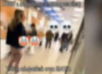 Χαμός στα ΕΛΤΑ Καλαμάτας επειδή έδωσαν προτεραιότητα σε έγκυο-“Μπορεί να περιμένει, δεν την πιάσαν οι πόνοι” Χαμός στα ΕΛΤΑ Καλαμάτας επειδή έδωσαν προτεραιότητα σε έγκυο-“Μπορεί να περιμένει, δεν την πιάσαν οι πόνοι”