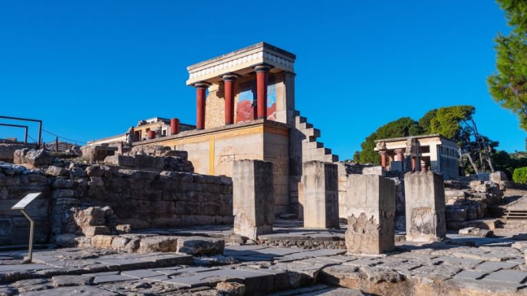 ΥΠΠΟ: Αντιπυρική και αντικεραυνική θωράκιση του αρχαιολογικού χώρου της Κνωσού