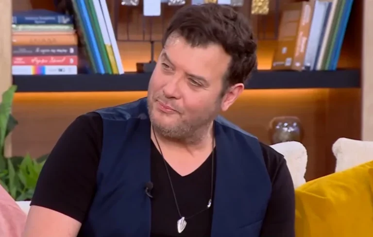 Λιβιεράτος: «Μπήκα σε μία κλινική ψυχικής υγείας – Εγώ είχα τα παιδιά μου και τη μουσική που με έσωσαν»