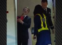 «Εμείς αστειευόμασταν και έγινε γεωπλανητική καταστροφή» λέει ο Μακρόν για το χαστούκι από τη Μπριζίτ «Εμείς αστειευόμασταν και έγινε γεωπλανητική καταστροφή» λέει ο Μακρόν για το χαστούκι από τη Μπριζίτ