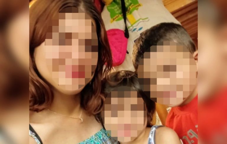 Παραδόθηκε ο σύντροφος της μητέρας στη Λάρισα – Αποκαλύψεις φρίκης για τα αδερφάκια