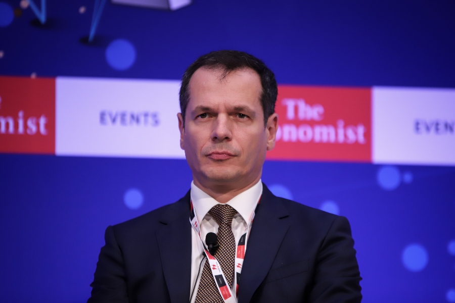 Μανουσάκης: Η Ελλάδα στις κορυφαίες χώρες στη διείσδυση ΑΠΕ-3,1 δισ. επενδύσεις σε υποδομές από το 2017