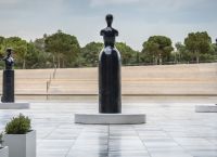 Simone Leigh’s ‘Anatomy of Architecture’ opens at the Agora of the SNFCC Simone Leigh’s ‘Anatomy of Architecture’ opens at the Agora of the SNFCC