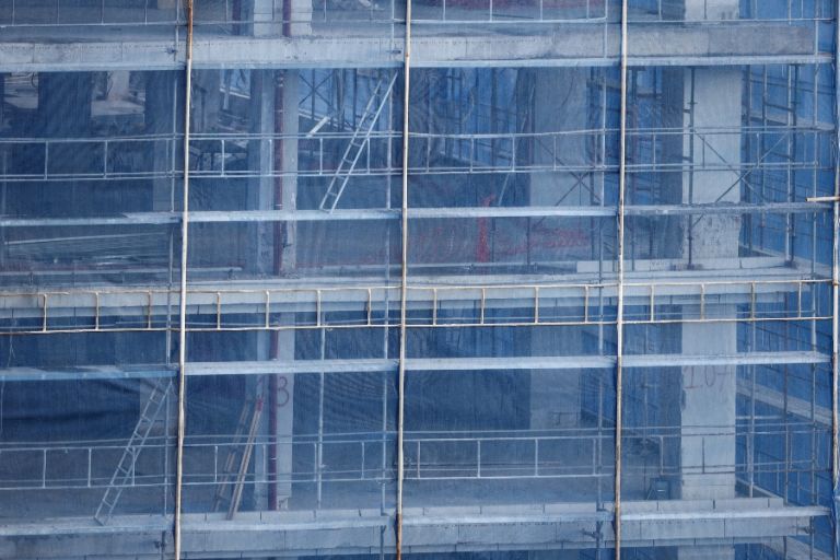 Νέα μεγάλη πτώση 16% στην οικοδομική δραστηριότητα τον Φεβρουάριο