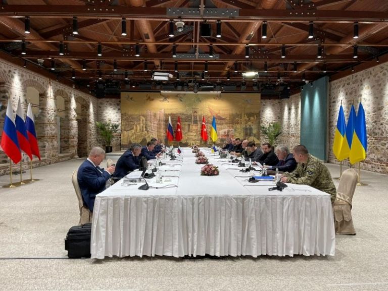 Οι 4 όροι της Ρωσίας για ειρήνη με την Ουκρανία – «Δώστε μας πέντε επαρχίες και ξεχάστε τις αποζημιώσεις»