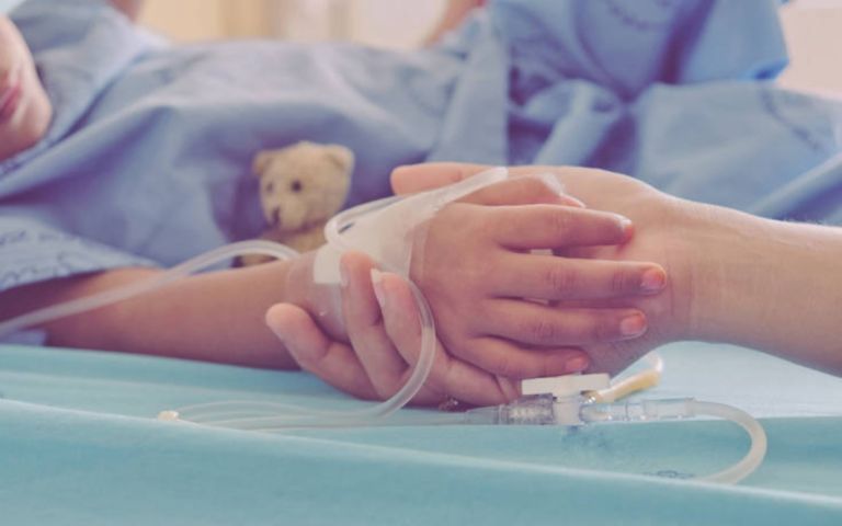 Συγκλονίζει ο πατέρας της 5χρονης που «έσβησε» από κεραυνοβόλο σηψαιμία: «Την έχασα μέσα σε 2 ώρες»
