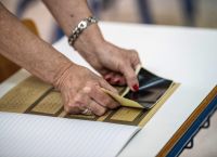 Θέματα πανελληνίων έκθεση: Οι απαντήσεις στη Νεοελληνική Γλώσσα Θέματα πανελληνίων έκθεση: Οι απαντήσεις στη Νεοελληνική Γλώσσα