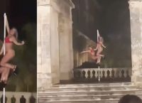 Ημίγυμνα μοντέλα σε pole dancing στα Παλιά Ανάκτορα Κέρκυρας! Ημίγυμνα μοντέλα σε pole dancing στα Παλιά Ανάκτορα Κέρκυρας!
