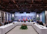 Ολοκληρώθηκε η πρώτη τριμερής στην Κωνσταντινούπολη – Εν αναμονή της συνάντησης Ρώσων και Ουκρανών Ολοκληρώθηκε η πρώτη τριμερής στην Κωνσταντινούπολη – Εν αναμονή της συνάντησης Ρώσων και Ουκρανών