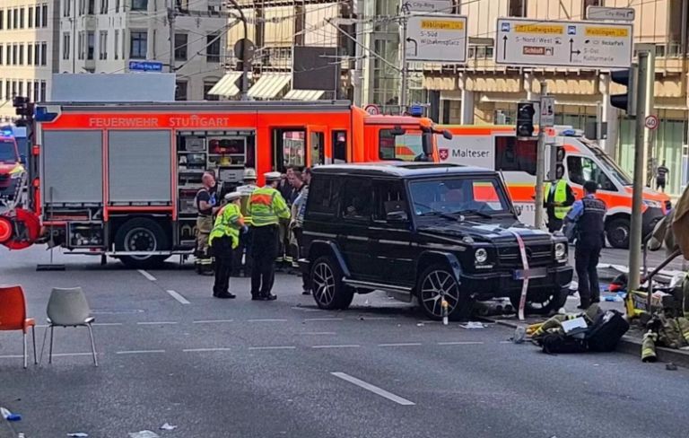 Στουτγκάρδη: Για τραγικό τροχαίο κάνει λόγο η αστυνομία–42χρονος έπεσε με το αυτοκίνητό του σε πλήθος