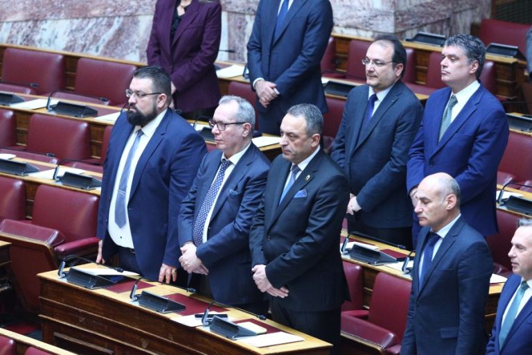 Για πρώτη φορά με 297 βουλευτές η Βουλή – Τι αλλάζει μετά την ακύρωση των «Σπαρτιατών»