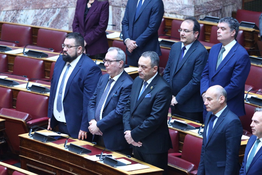 Για πρώτη φορά με 297 βουλευτές η Βουλή – Τι αλλάζει μετά την ακύρωση των «Σπαρτιατών»