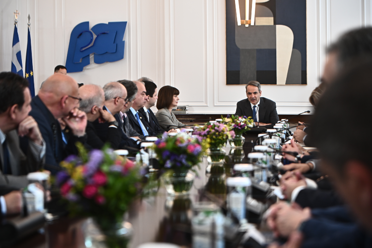 Μητσοτάκης: Ακόμα και έκπτωση πρυτάνεων που δεν θα ανταποκρίνονται στις υποχρεώσεις τους