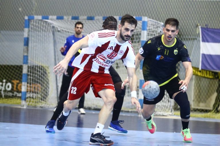 ΑΕΚ – Ολυμπιακός: Μείωσε σε 2-1 η Ένωση [36-30]