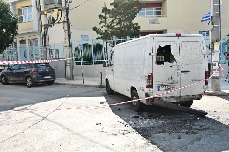 Σκηνές φαρ ουέστ σε Περιστέρι και Χαϊδάρι: Αναβάτης μηχανής πυροβόλησε οδηγό Ι.Χ. – Ακολούθησε καταδίωξη