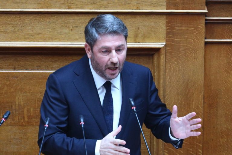 Ανδρουλάκης στη Βουλή: Παρακολουθήσαμε παράσταση του πρωθυπουργού με τίτλο «Μητσοτάκης ο κυνηγημένος»