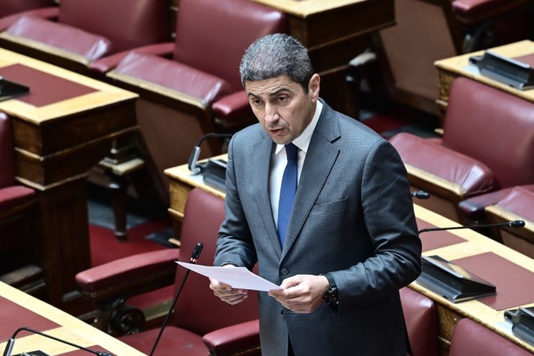 Νέοι διάλογοι – φωτιά καίνε Αυγενάκη