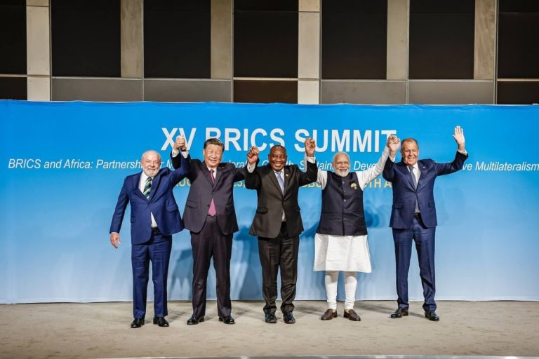 Ιστορικό reset από τις BRICS στο Ρίο – Πλησιάζει η κρίση του δολαρίου