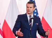 “Όταν ο πρόεδρος μιλάει, ο κόσμος πρέπει να ακούει”