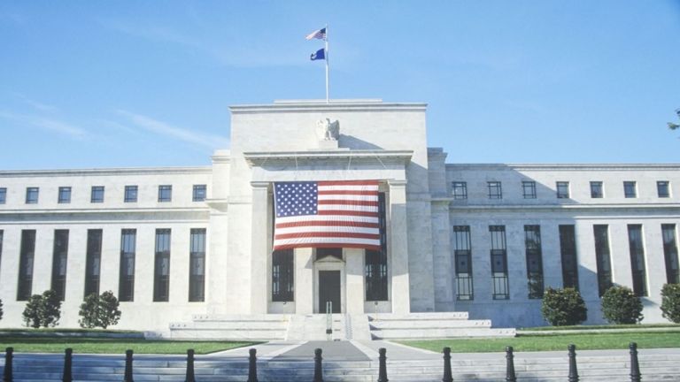 Νέος πρόεδρος στη Fed με τη σφραγίδα Τραμπ